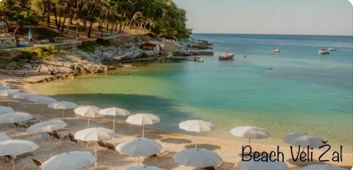 Beautiful View Apartment With Garage Space Mali Lošinj Buitenkant foto